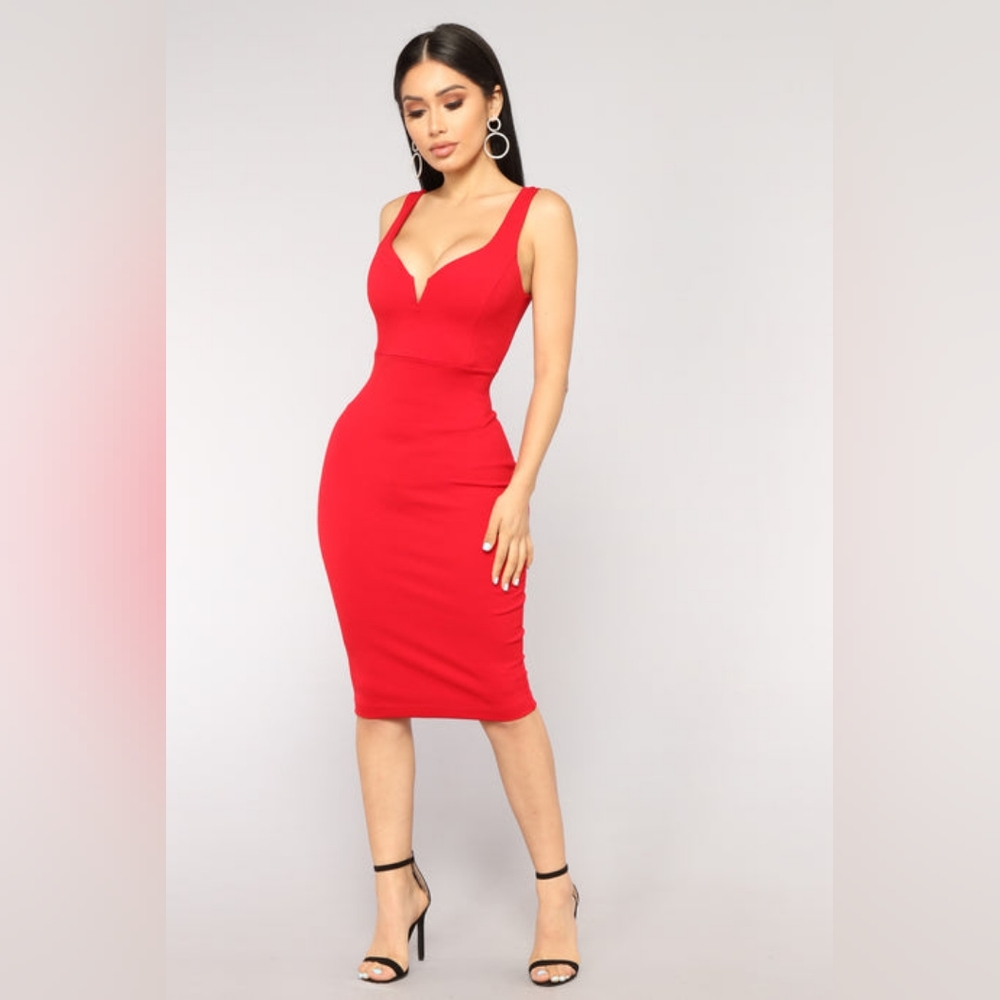 Fashion Nova Susana Midi Dress Red Size S